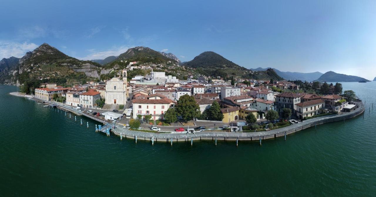 37 Iseo Lake A&A Marone Luaran gambar